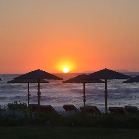 Thalassa Suites-3